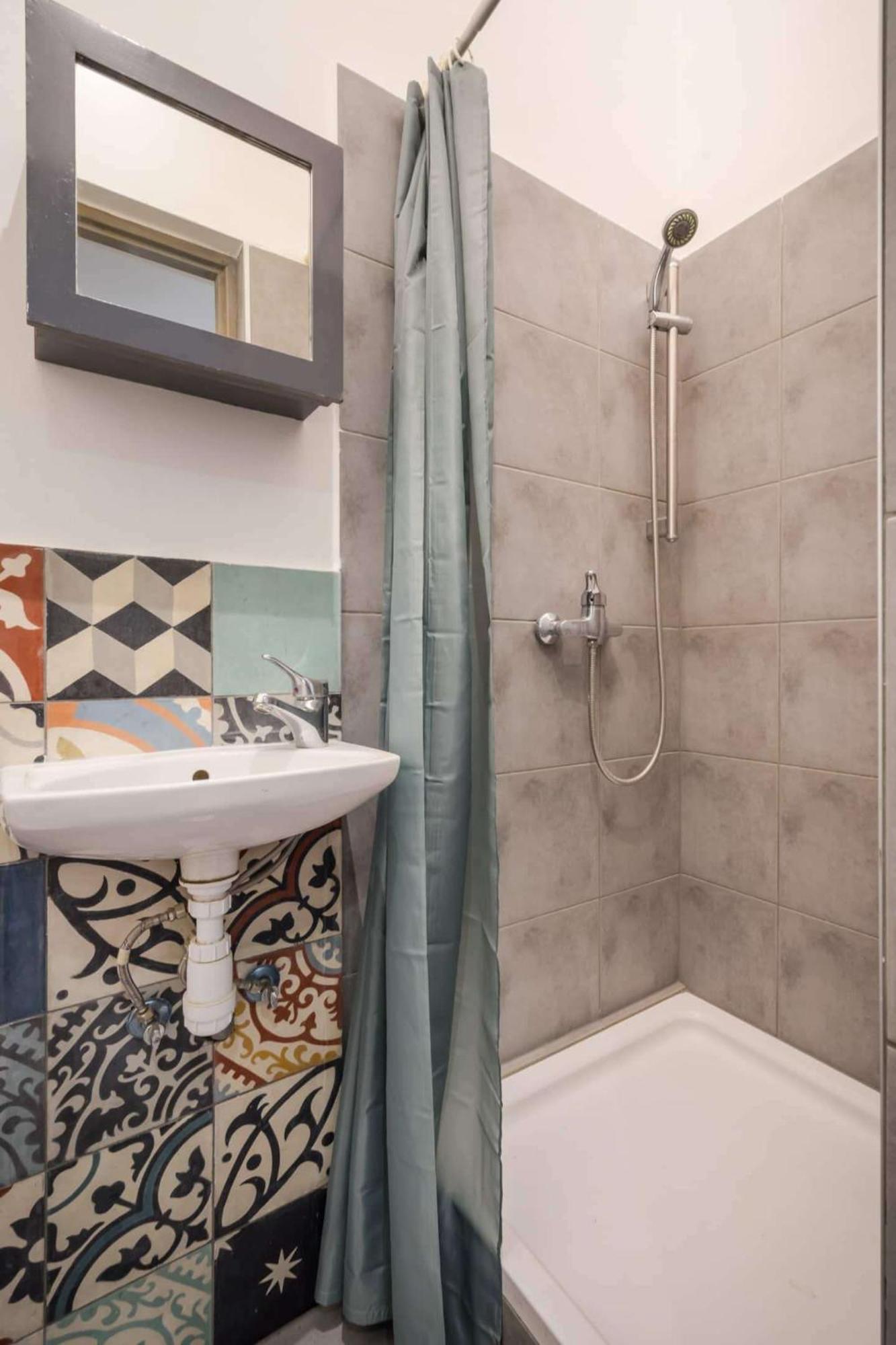 Vintage Downtown Escape 2 Baths 2 Beds Budapest